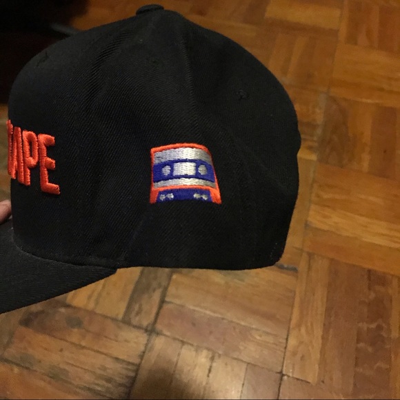 NY KNICKSTAPE SNAPBACK - Picture 2 of 3